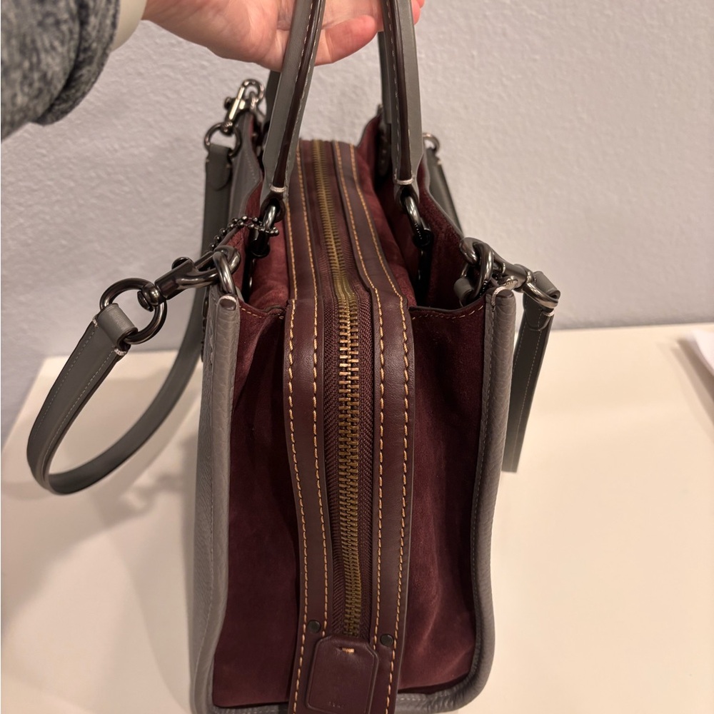 COACH Rogue 30 - Picture 6 of 13